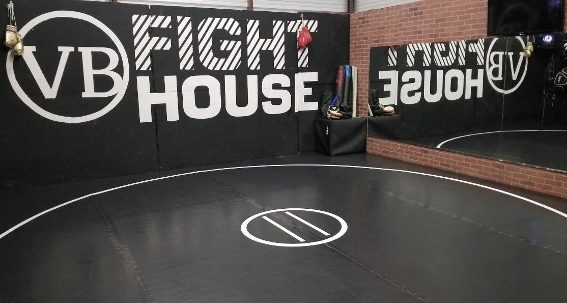 AK Athletic Equipment QUICK SHIP 20' X 20' X 1 3/8" Roll-Up Wrestling Mat- BLACK MAT WITH NO CIRCLES- ONLY ONE AVAILABLE 3 AK Athletic Equipment QUICK SHIP 20' X 20' X 1 3/8" Roll-Up Wrestling Mat- BLACK MAT WITH NO CIRCLES- ONLY ONE AVAILABLE